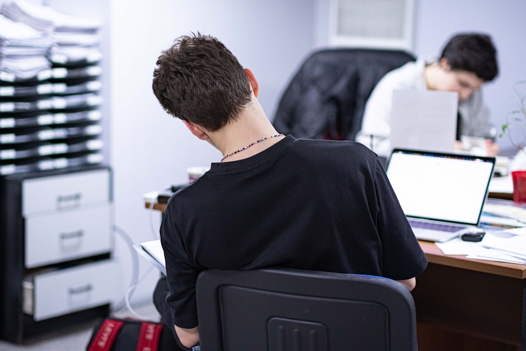 Transformation des entreprises par l'IA et digitalisation.