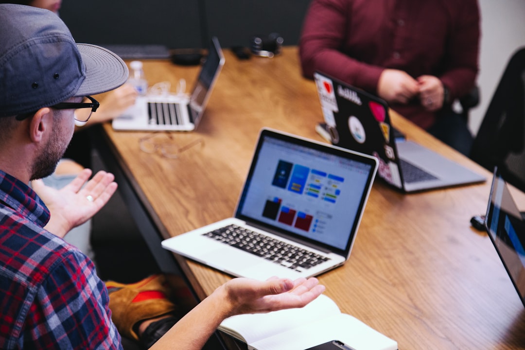 Création pitch deck IA investisseur
